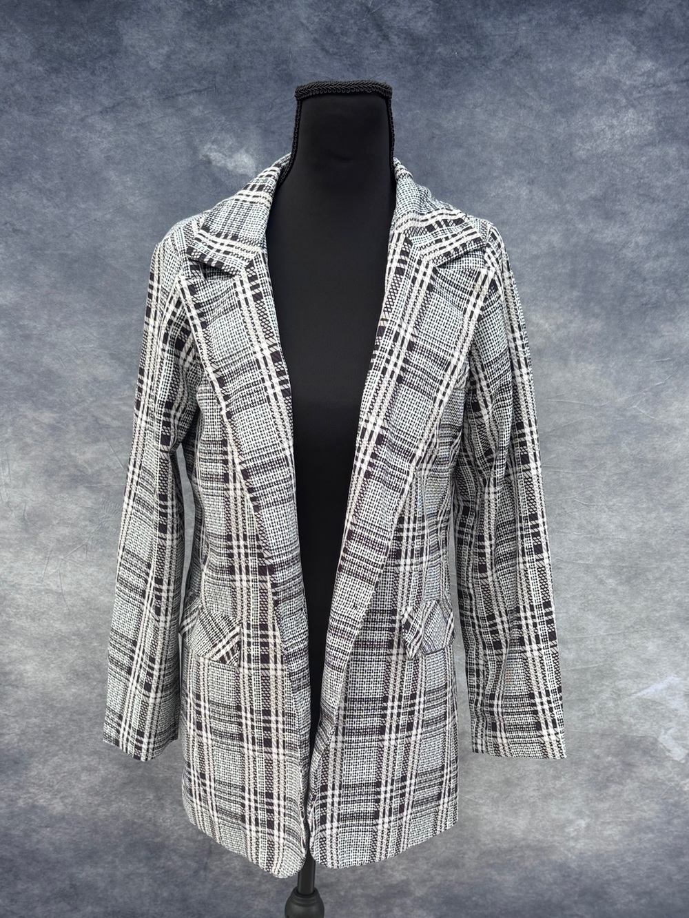 Source Unknown Black & White Plaid Open Blazer Jacket